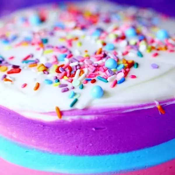 Bright food coloring